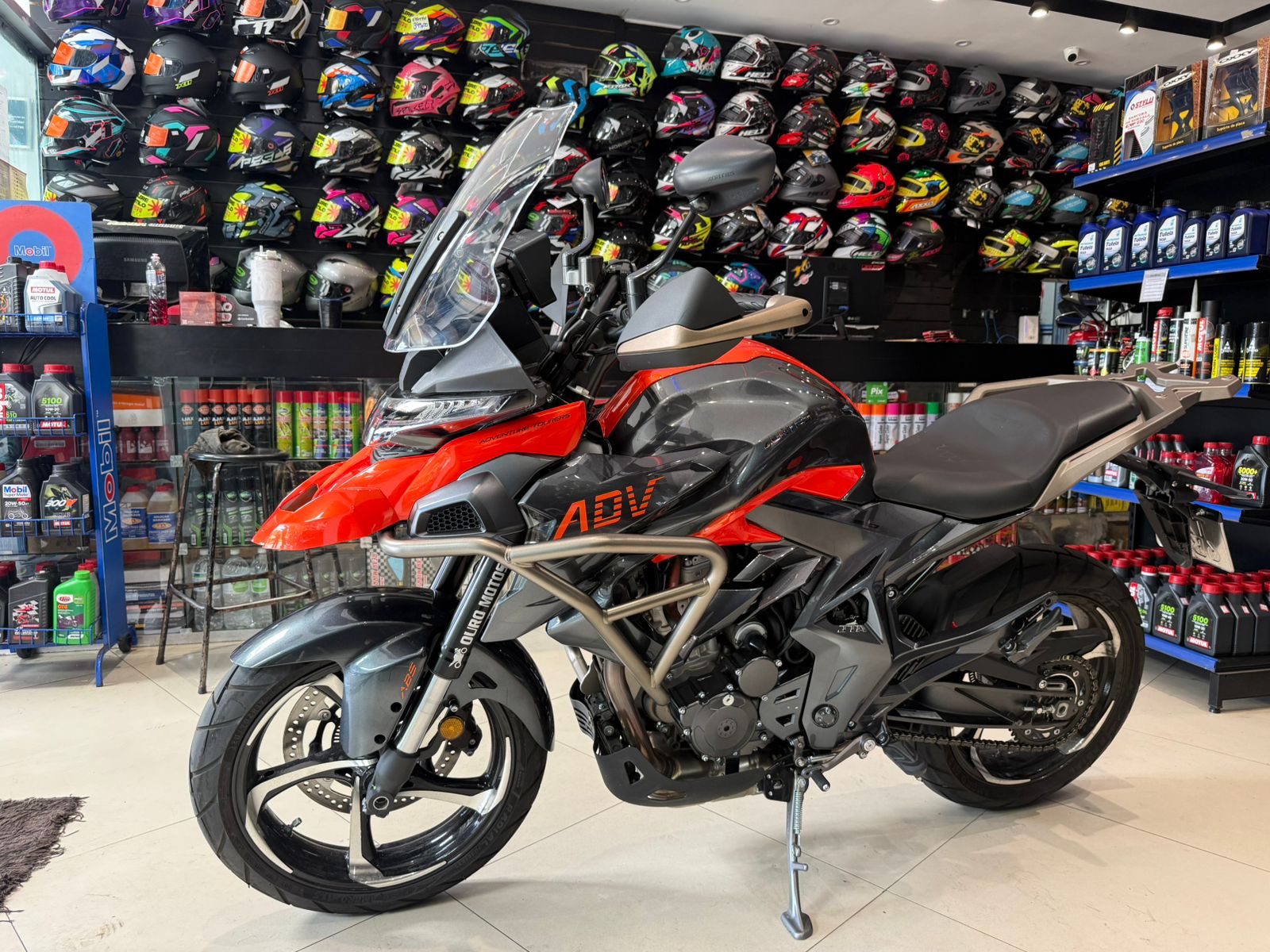 Moto Destaque Ouro Motos